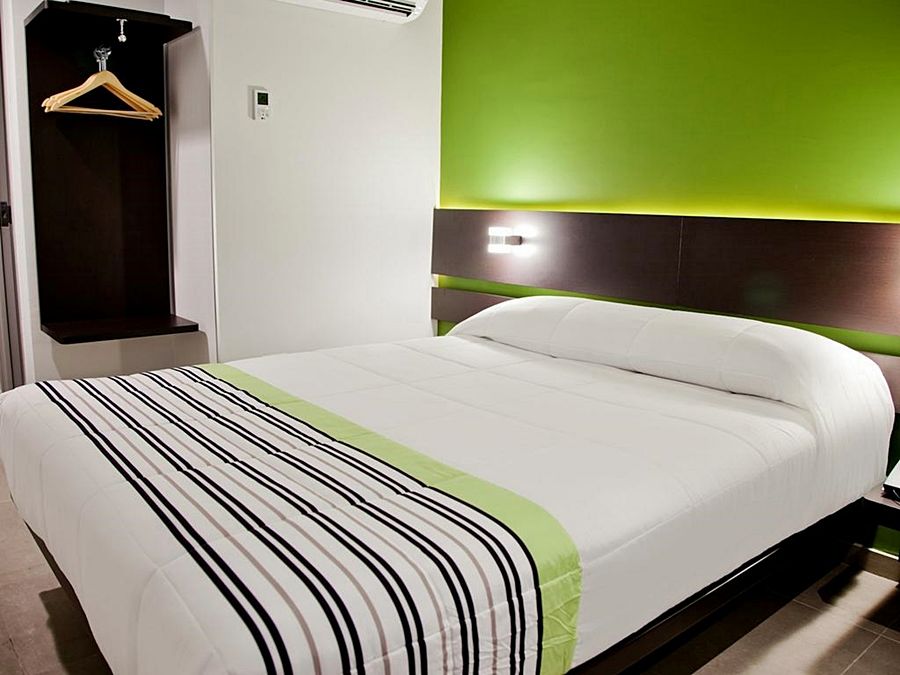 City Express Junior By Marriott Merida Altabrisa Exterior photo